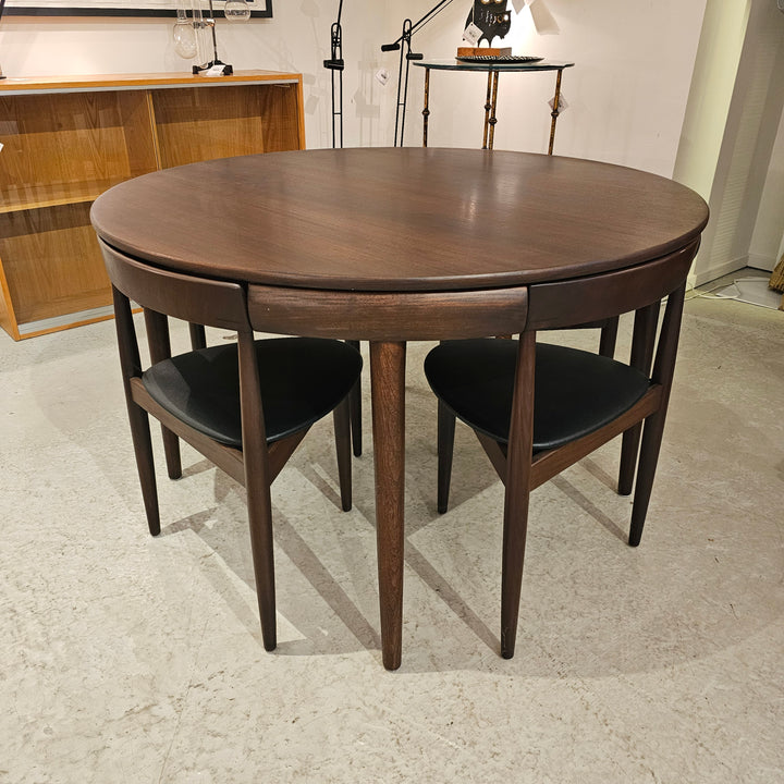 Hans Olsen Roundette Dining Table Set