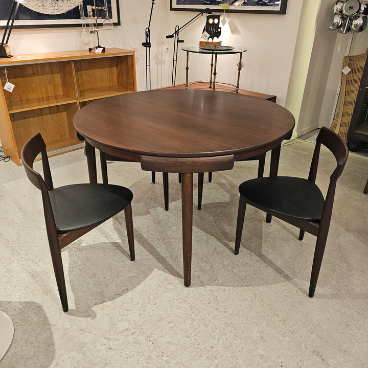 Hans Olsen Roundette Dining Table Set