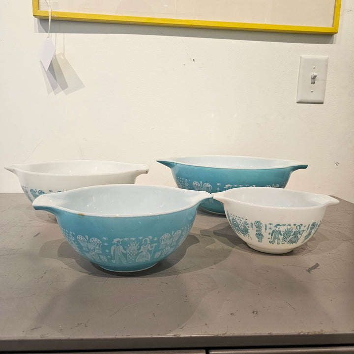 Pyrex Butterprint Cinderalla Bowls