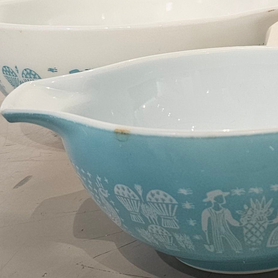 Pyrex Butterprint Cinderalla Bowls