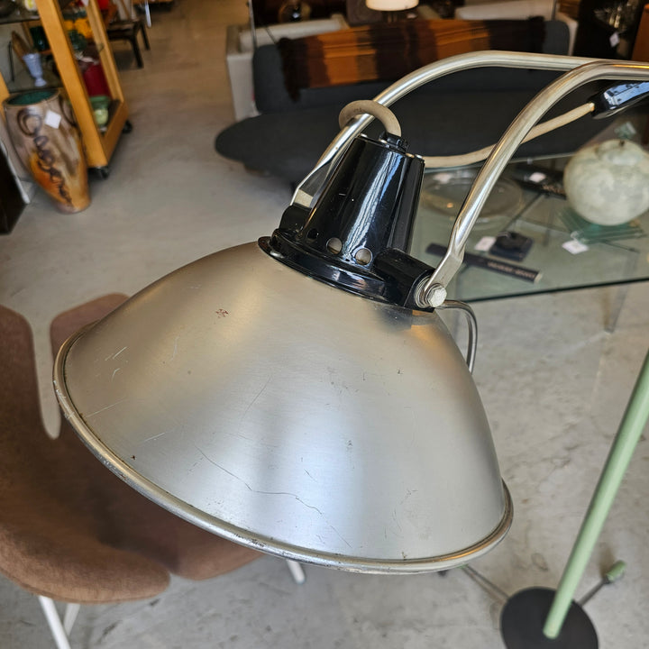 Industrial Green Rolling Medical Floor Lamp