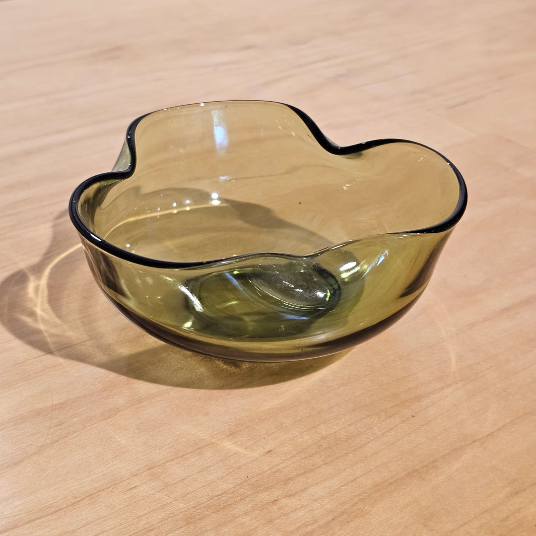 Anchor Hocking Green Glass Pinched Small Bowl