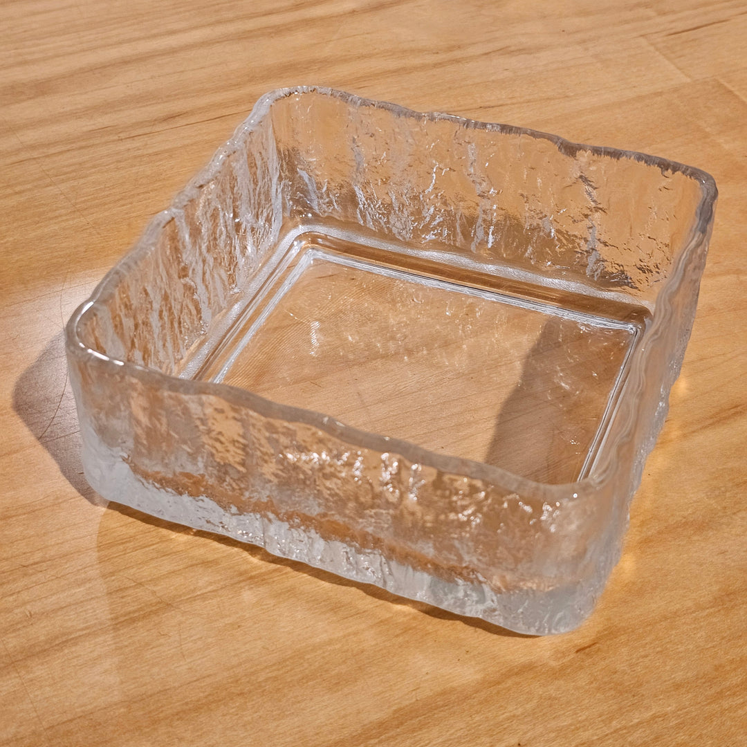 Hoya Glacier Bark Frost Fire Square Dish