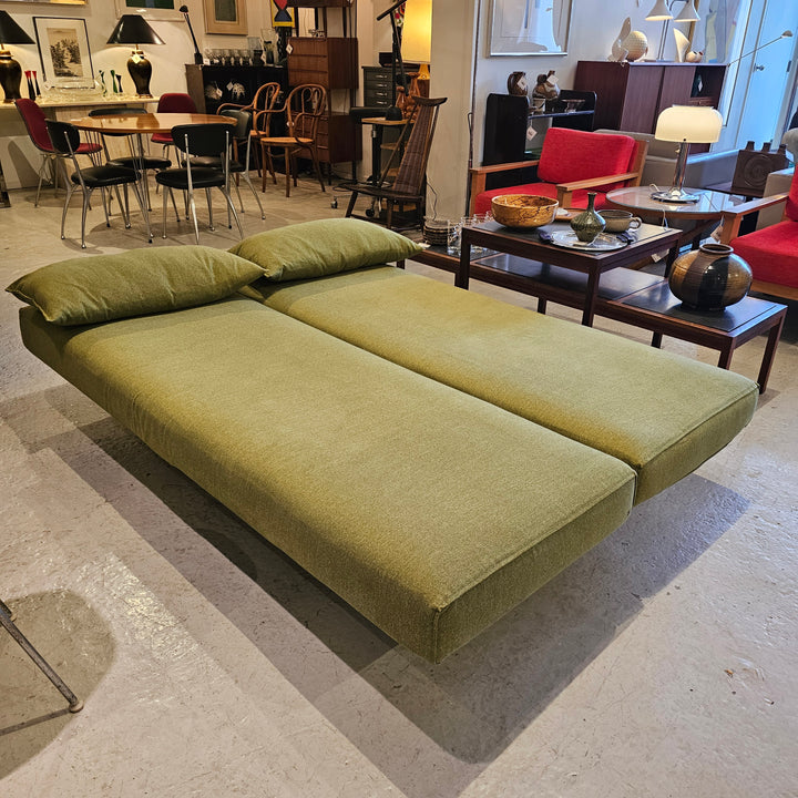 Tacchini Sliding Sofa Bed by Pietro Arosio