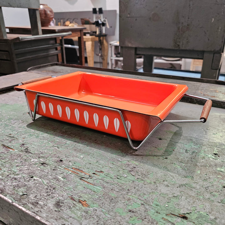 Catherine Holm Square Dish w/ Holder