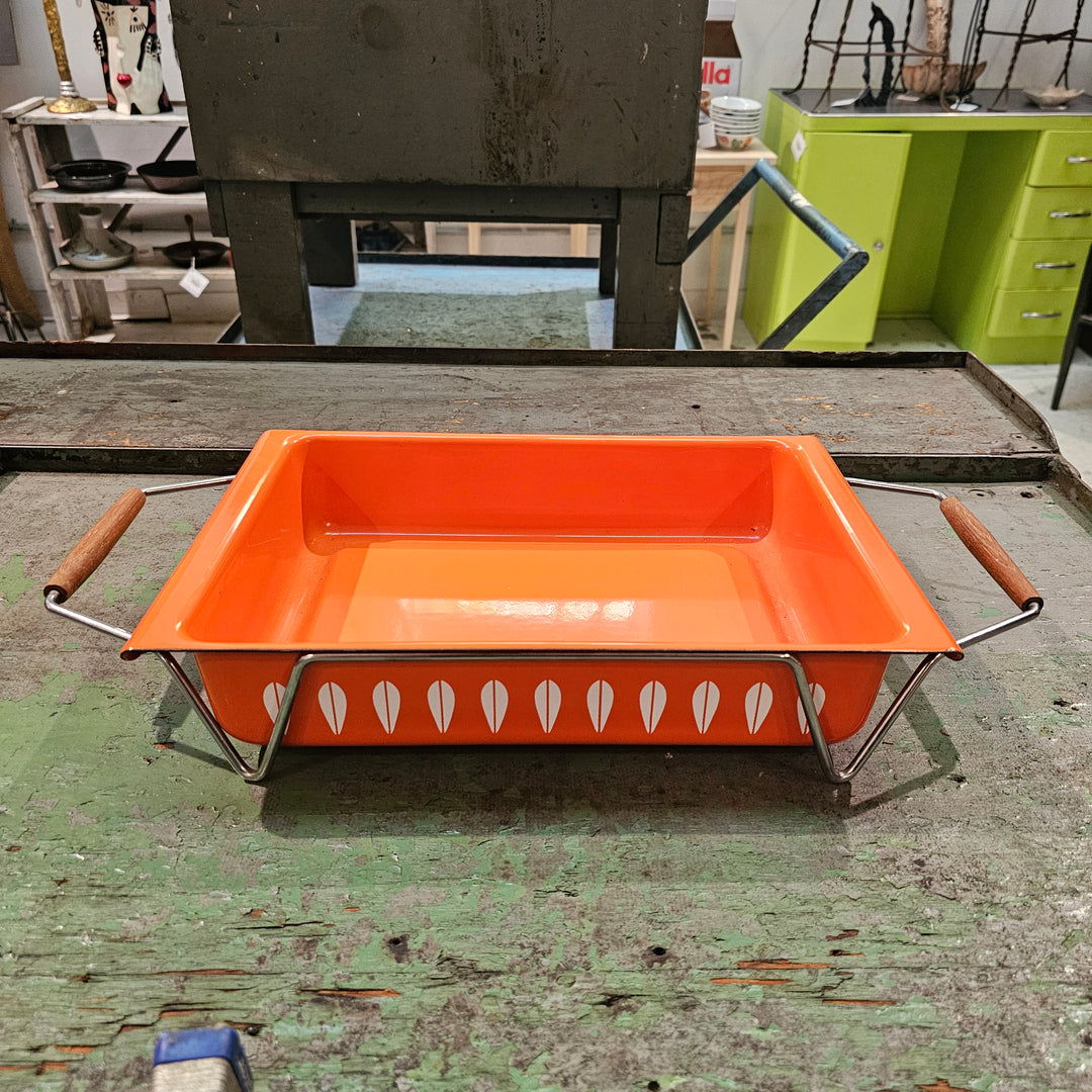 Catherine Holm Square Dish w/ Holder