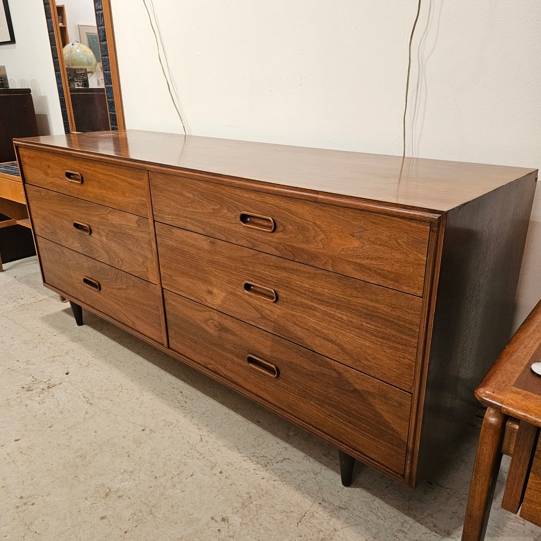 Jack Cartwright Lowboy Dresser