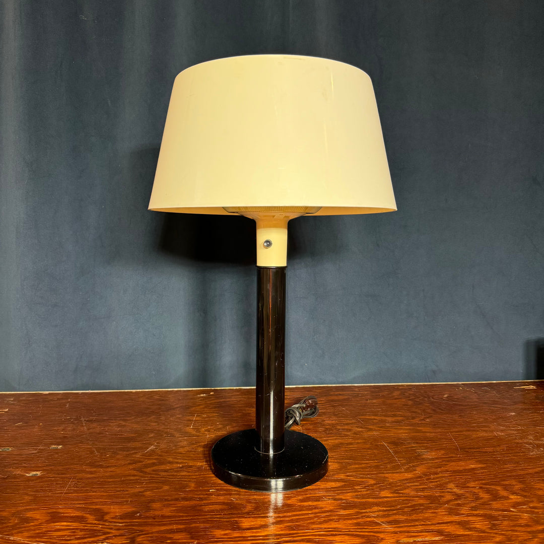 Lightolier Plastic Table Lamp