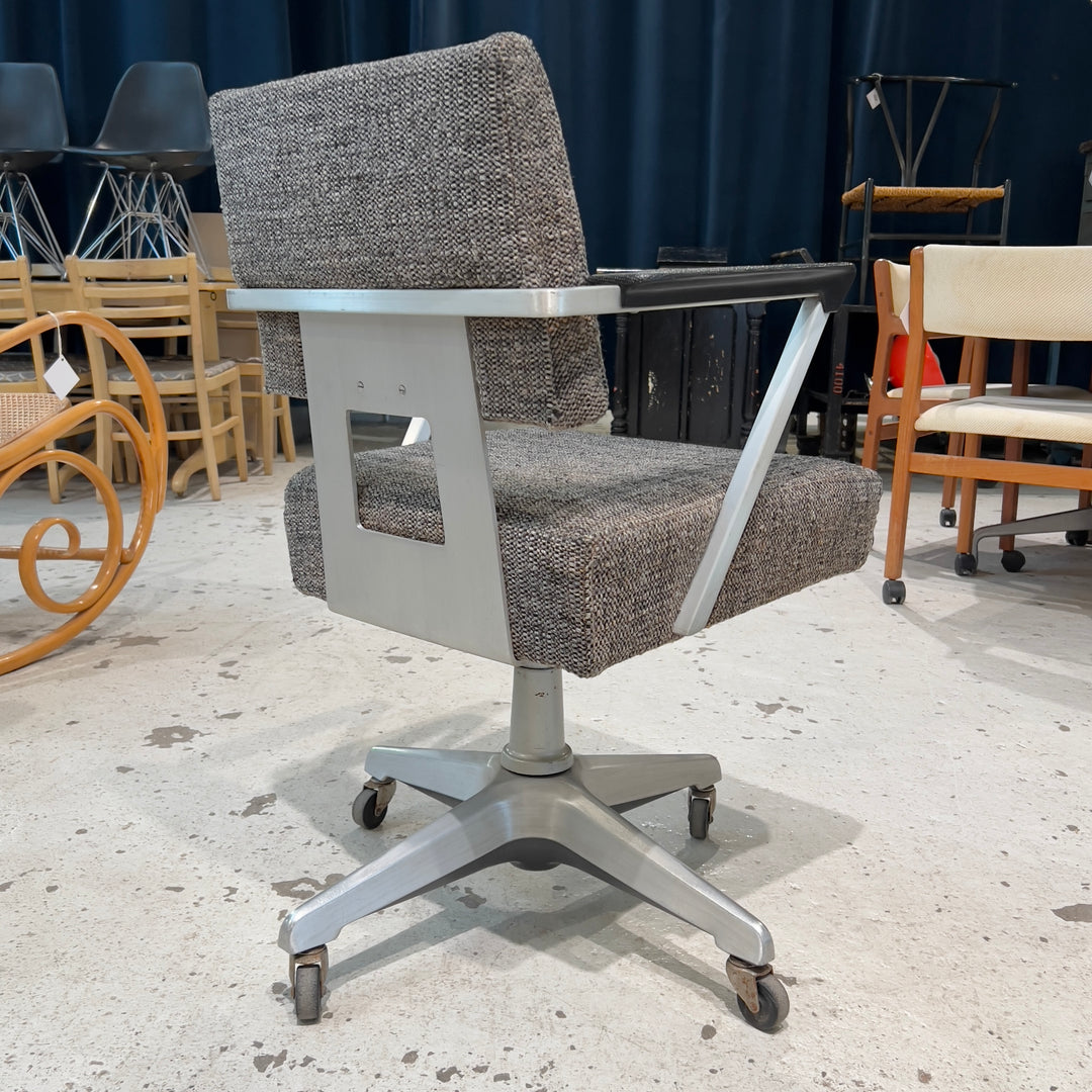 Goodform Model 3137 Aluminum Swivel Desk Chair