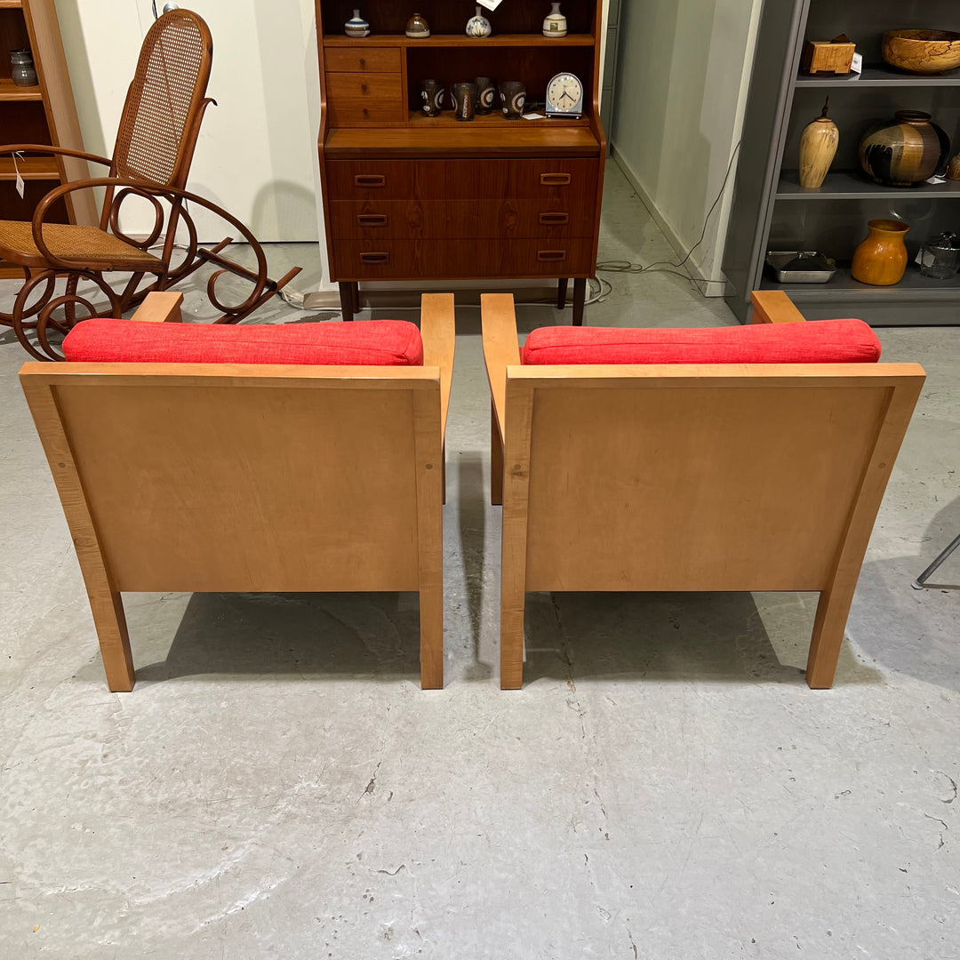 Eaton Contemporary Maple Lounge Chair w/Red Upholstery