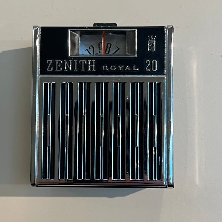 Zenith Royal 20 Portable Transistor AM Radio