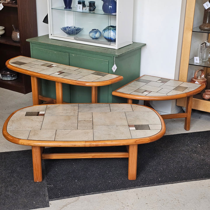 Gangso Mobler Tile Top Corner Side Table